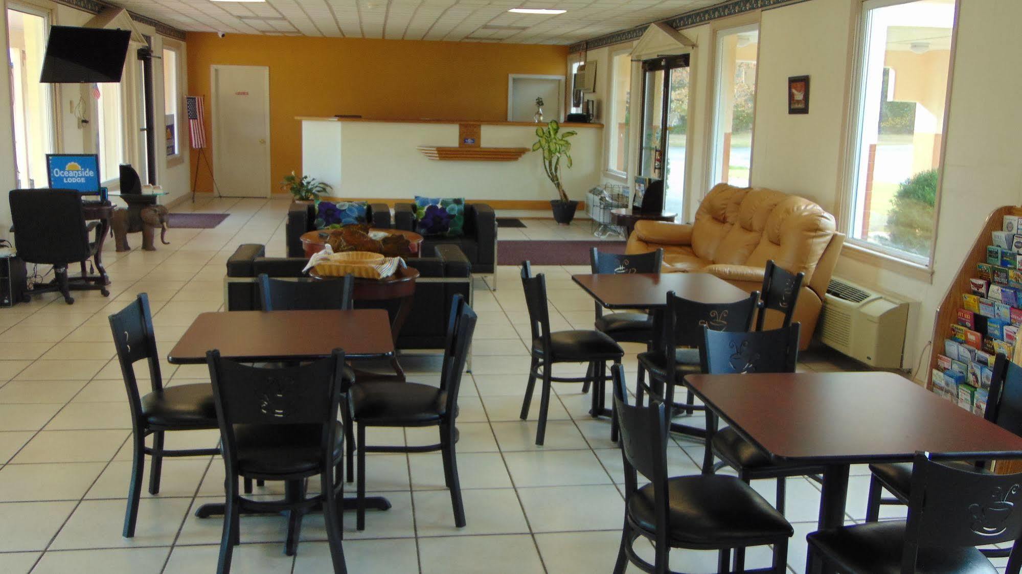 Marmora Oceanside Lodge מראה חיצוני תמונה